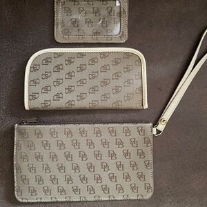 Dooney & Bourke Tan Logo Wristlet Trio (NWOT)